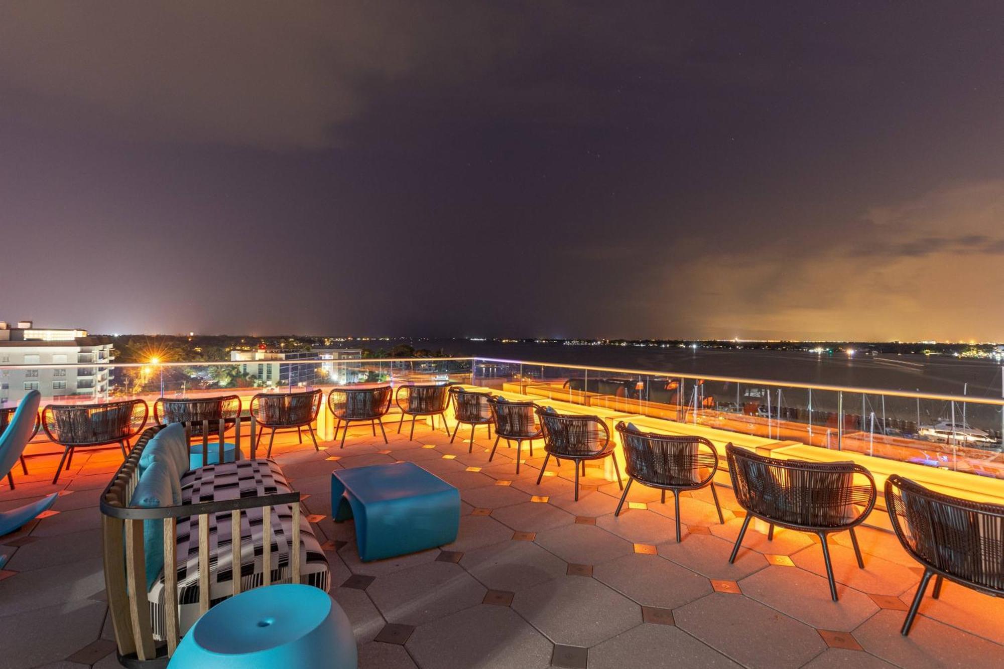 Springhill Suites By Marriott Bradenton Downtown/Riverfront Exterior foto